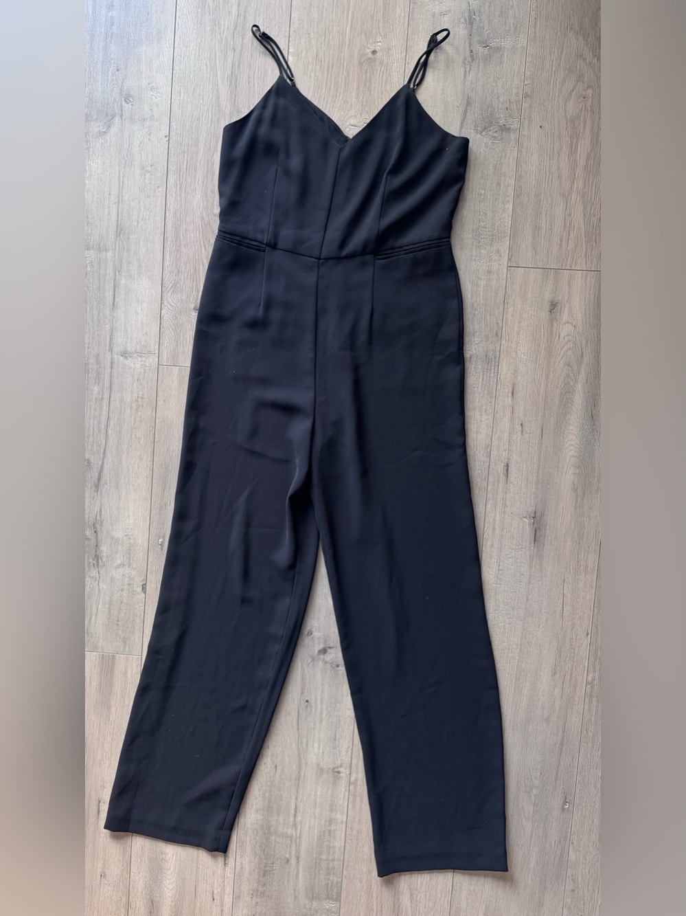 Anthropologie The Essential Slim Black V-Neck Wide-Leg Jumpsuit Size 2 Classy